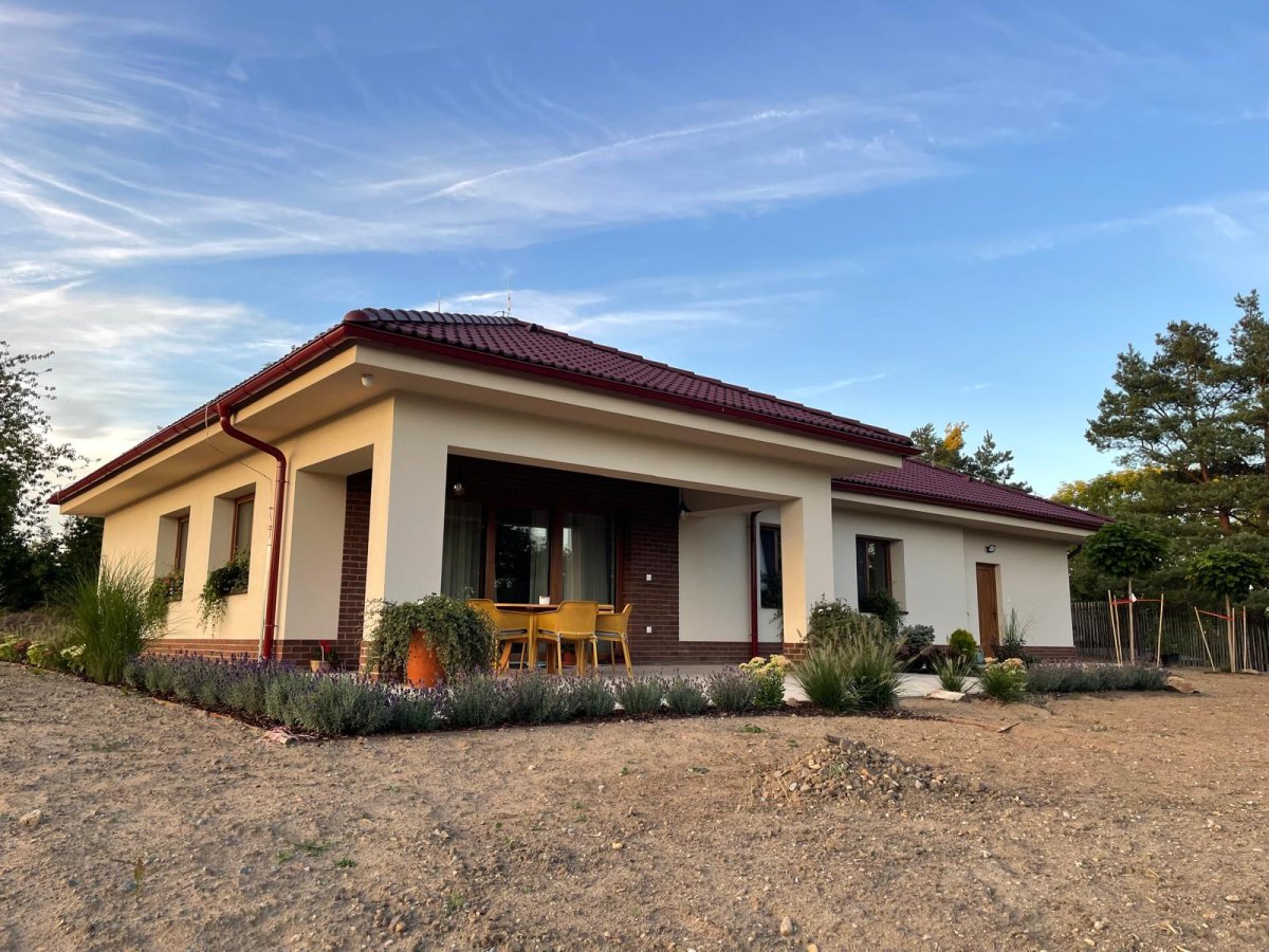 Rodinný dům Gita s garáží - Litošice